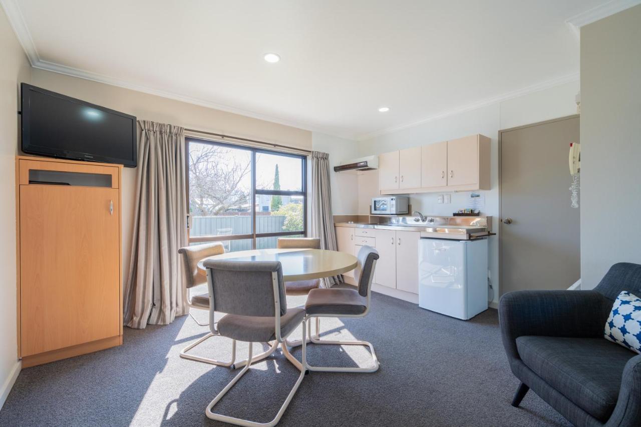Te Anau Motel & Apartments מראה חיצוני תמונה