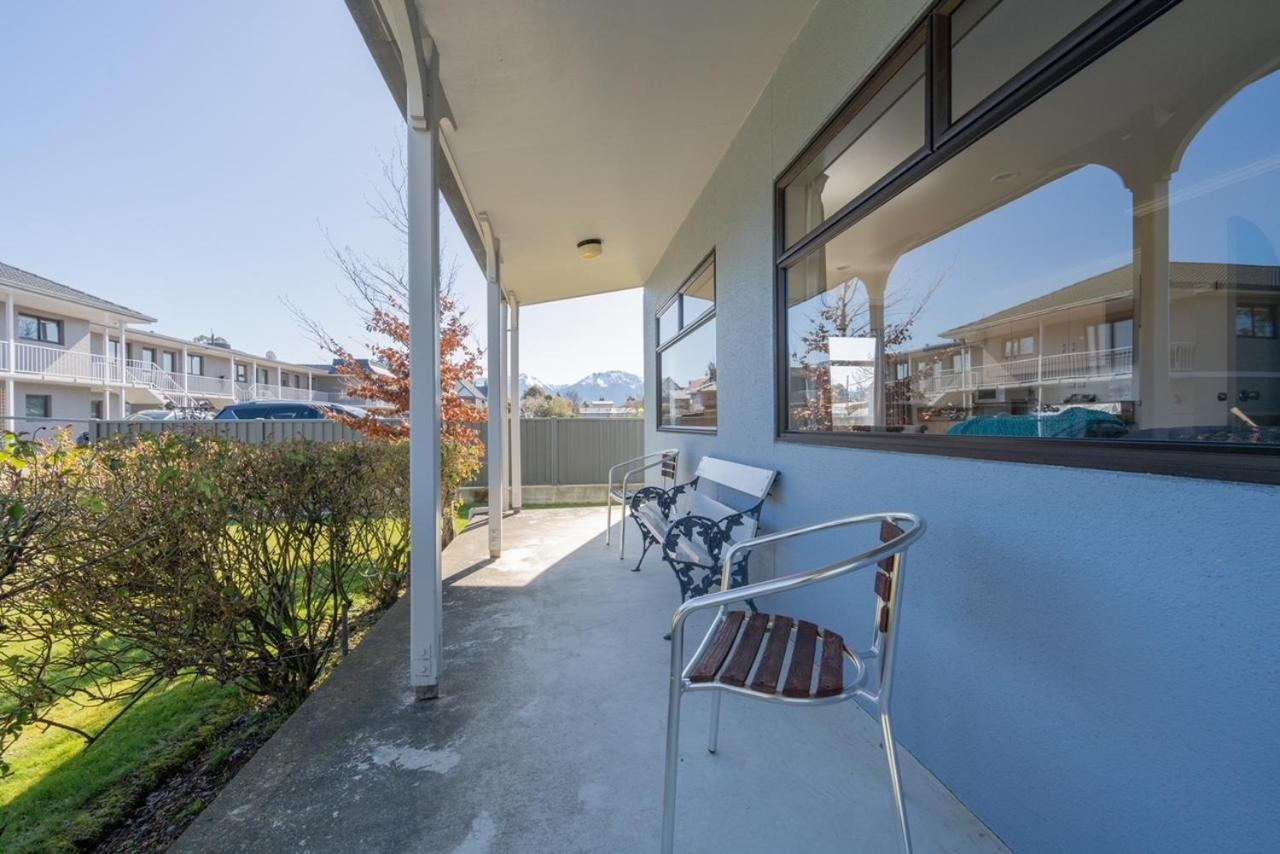 Te Anau Motel & Apartments מראה חיצוני תמונה