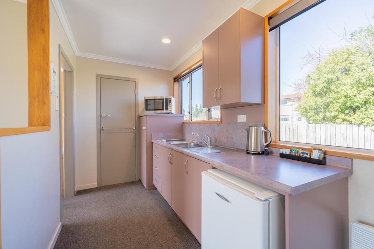 Te Anau Motel & Apartments מראה חיצוני תמונה